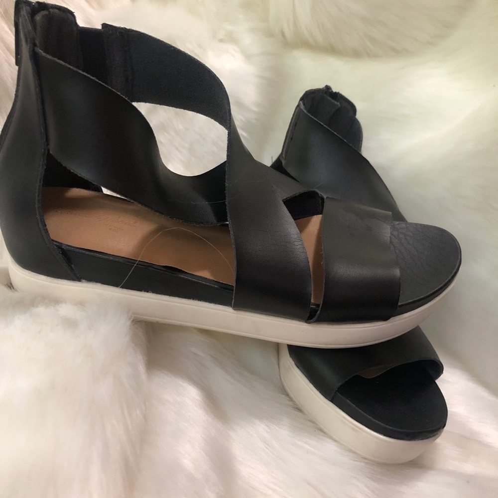 Black platform sandals